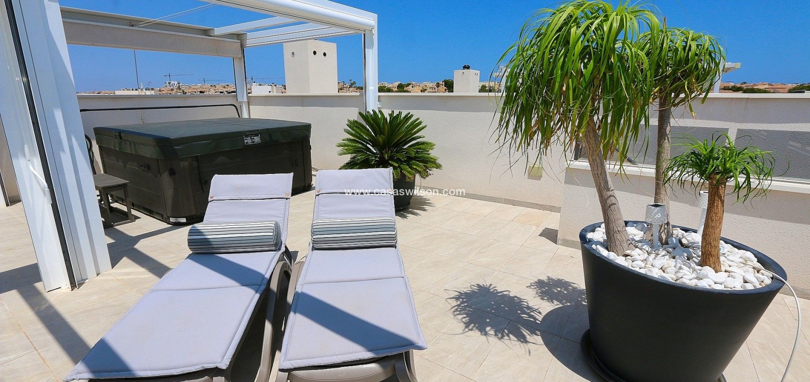 Sale - Apartment - Los Altos