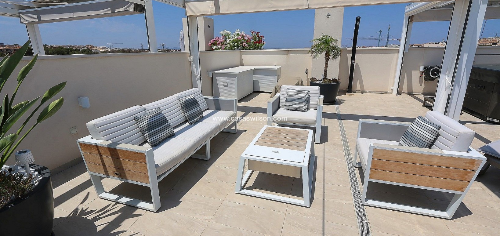 Sale - Apartment - Los Altos