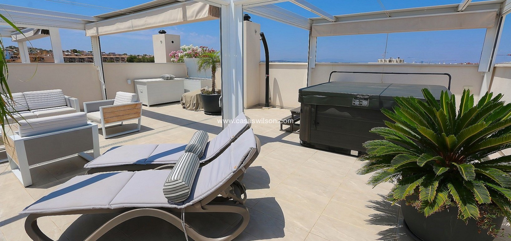 Sale - Apartment - Los Altos