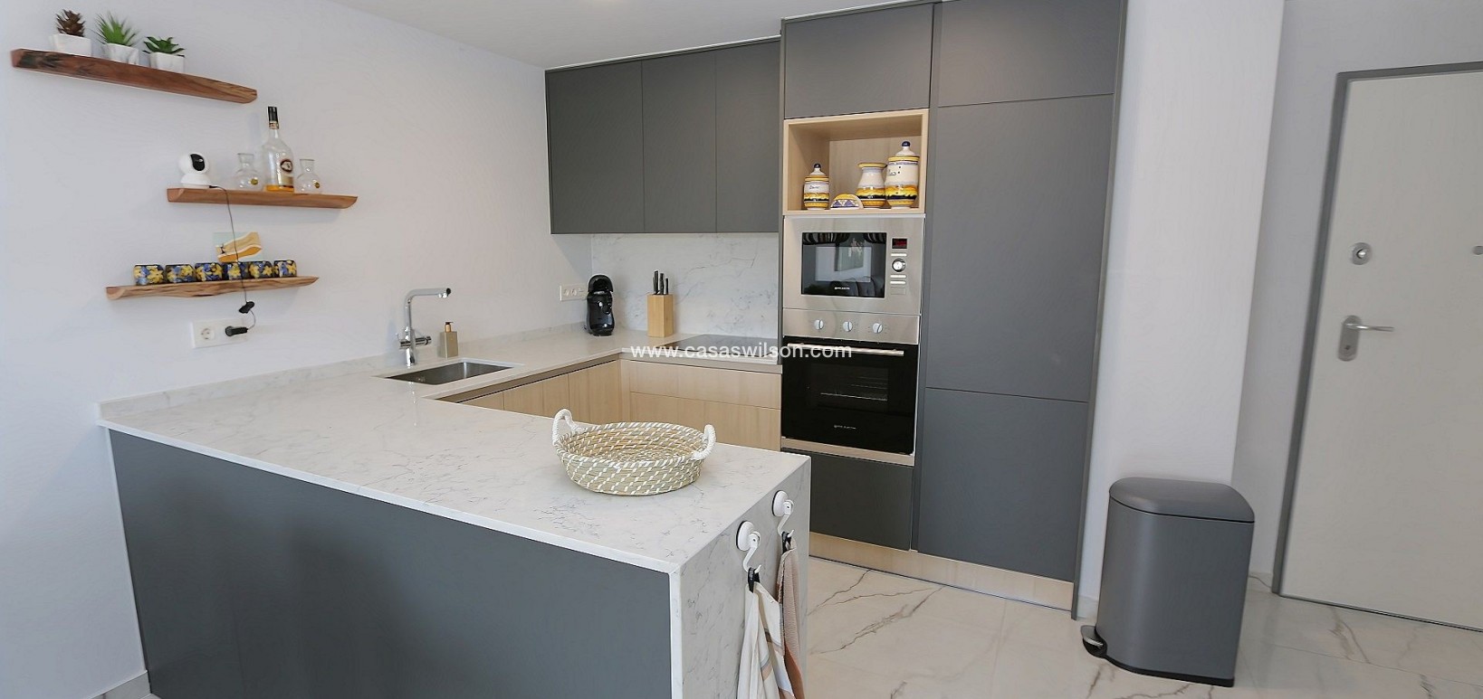 Sale - Apartment - Los Altos