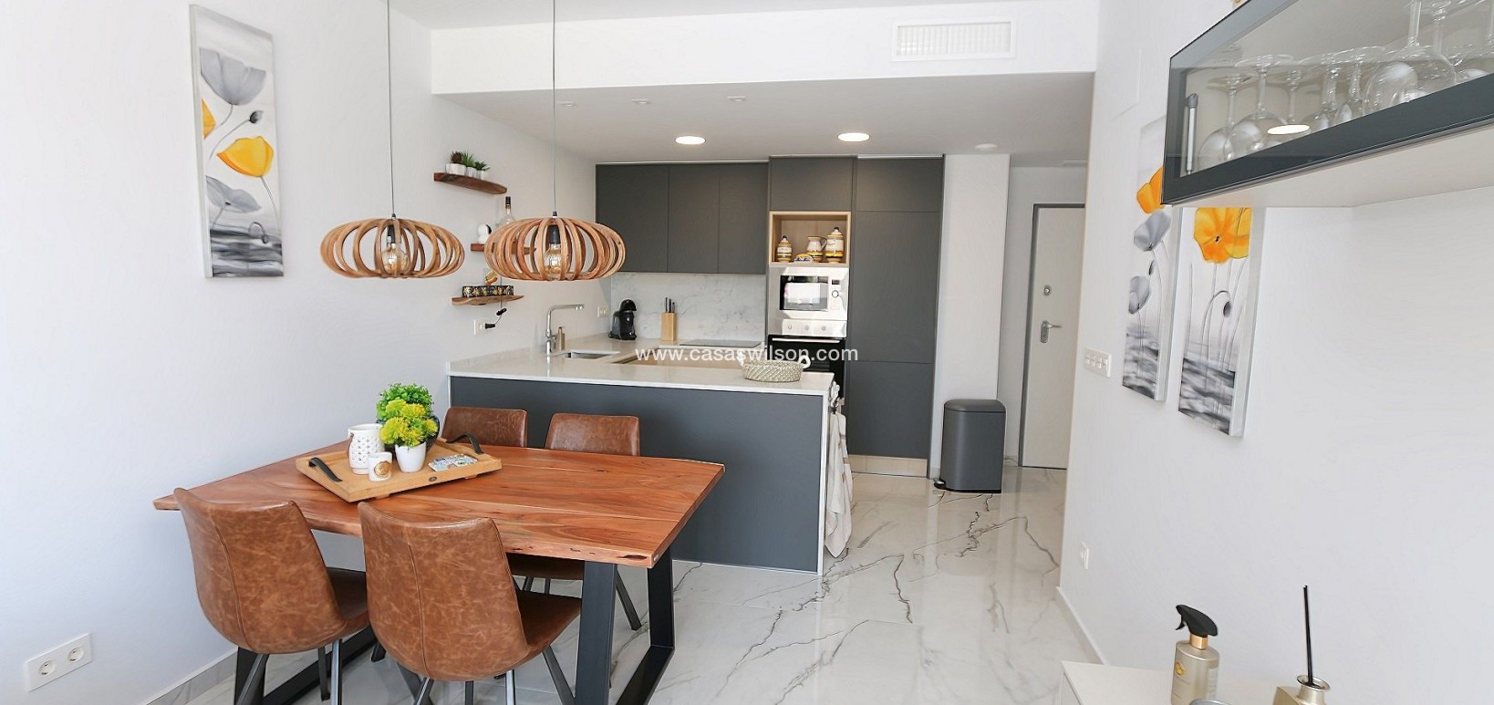 Sale - Apartment - Los Altos