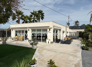 Sale - Villa - Crevillente