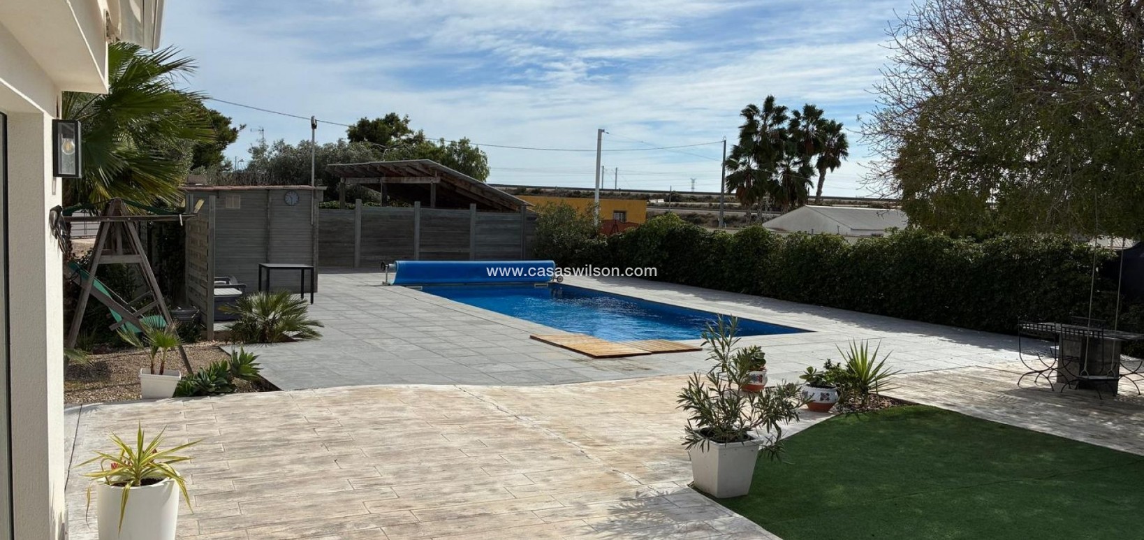 Sale - Villa - Crevillente
