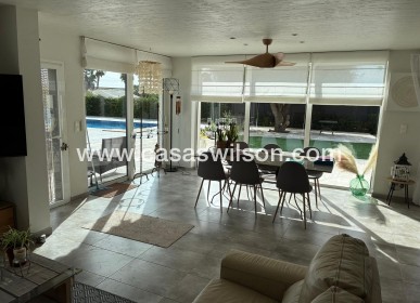 Sale - Villa - Crevillente