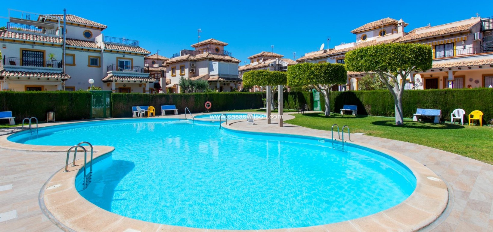 Sale - Bungalow - Orihuela Costa - Punta Prima