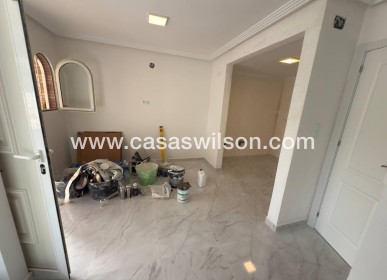 Sale - Townhouse - Torrevieja - Aguas Nuevas