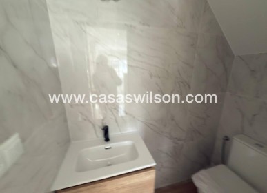 Sale - Townhouse - Torrevieja - Aguas Nuevas