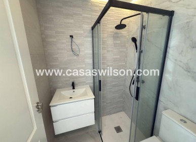 Sale - Townhouse - Torrevieja - Aguas Nuevas