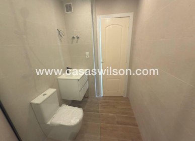 Sale - Townhouse - Torrevieja - Aguas Nuevas