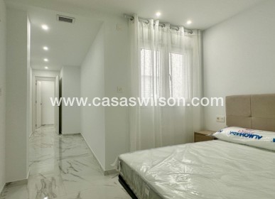 Sale - Appartement - Torrevieja - Costa Blanca