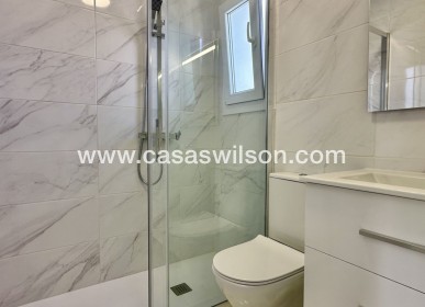 Sale - Townhouse - Torrevieja - Costa Blanca