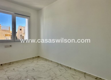 Sale - Townhouse - Torrevieja - Costa Blanca