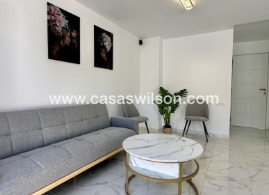 Sale - Townhouse - Torrevieja - Costa Blanca