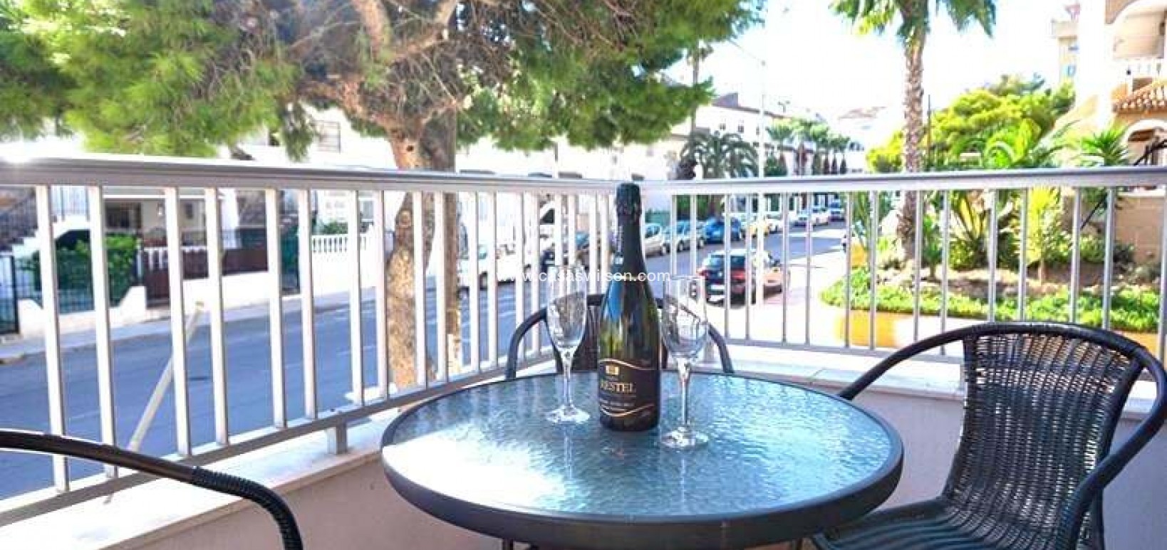 Sale - Apartment - Punta Prima - Costa Blanca