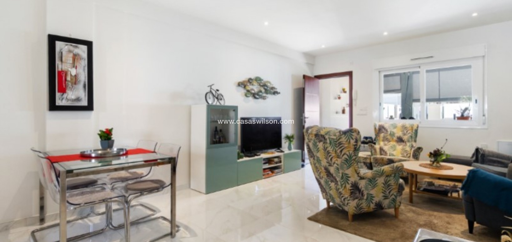 Sale - Apartment - Torrevieja - Costa Blanca