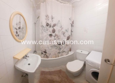 Sale - Apartment - Torrevieja - Centro