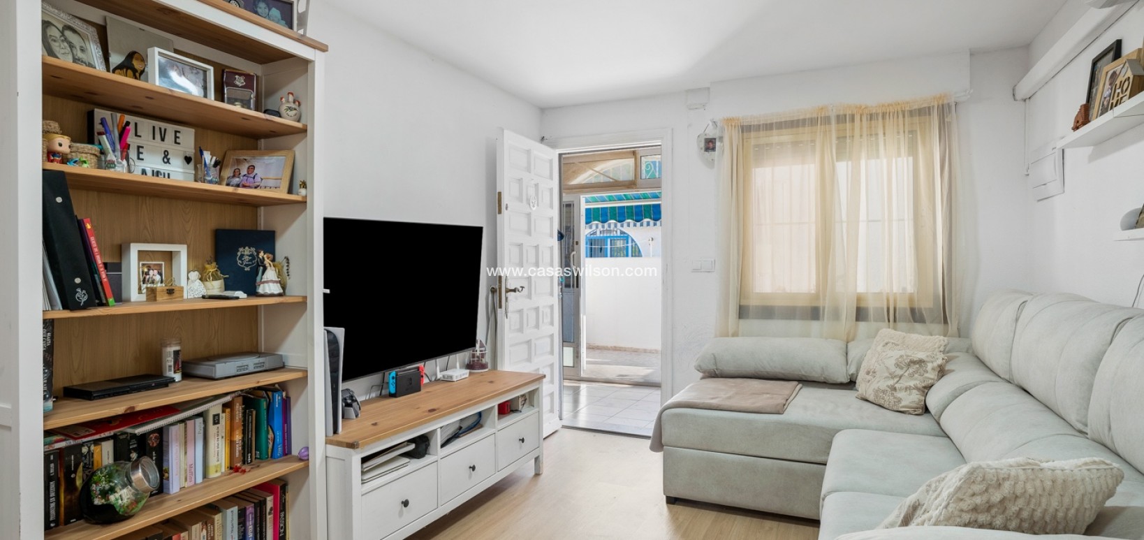 Sale - Bungalow - Torrevieja - La Siesta