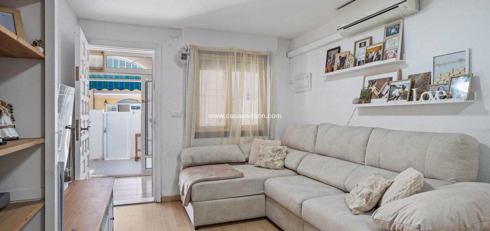 Sale - Bungalow - Torrevieja - La Siesta