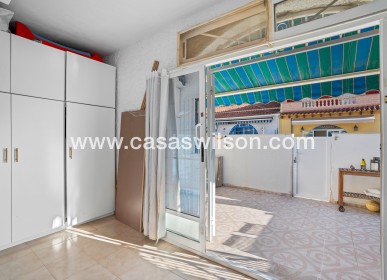 Sale - Bungalow - Torrevieja - La Siesta