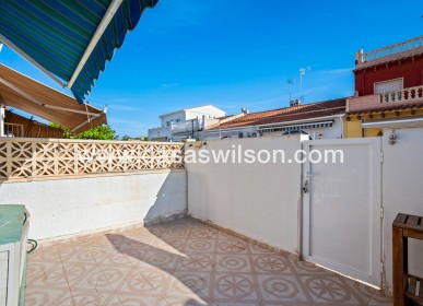 Sale - Bungalow - Torrevieja - La Siesta