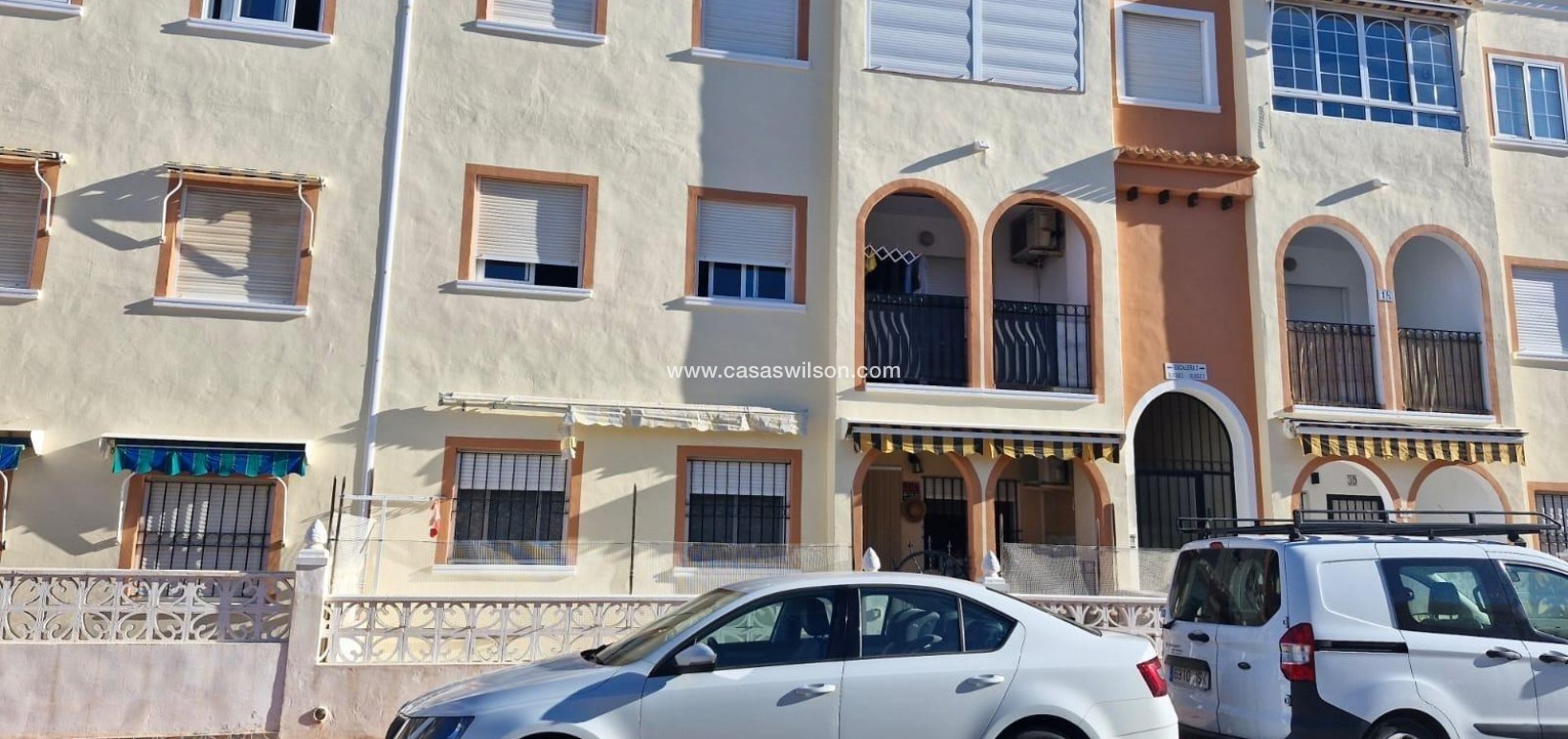 Sale - Bungalow - Torrevieja - Playa de los Naufragos