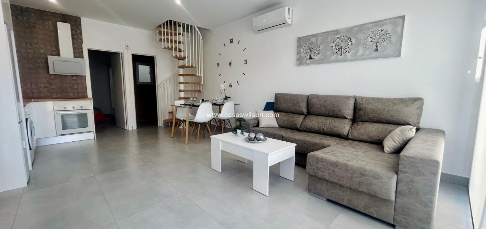 Sale - Townhouse - Torrevieja - Costa Blanca
