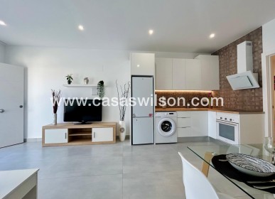 Sale - Townhouse - Torrevieja - Costa Blanca