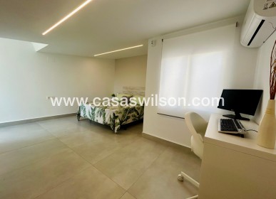 Sale - Townhouse - Torrevieja - Costa Blanca