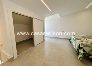 Sale - Townhouse - Torrevieja - Costa Blanca