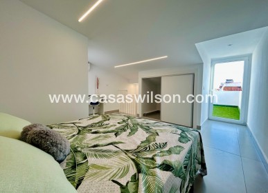 Sale - Townhouse - Torrevieja - Costa Blanca