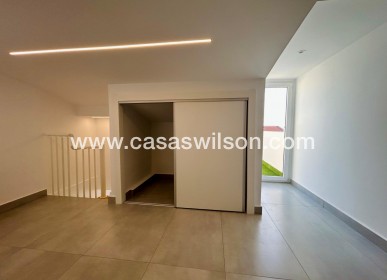 Sale - Townhouse - Torrevieja - Costa Blanca