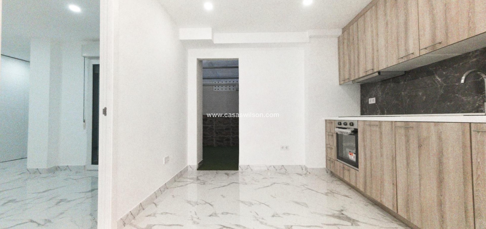 Sale - Apartment - Torrevieja - Playa de los Naufragos