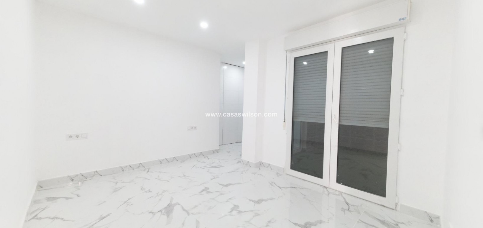 Sale - Apartment - Torrevieja - Playa de los Naufragos