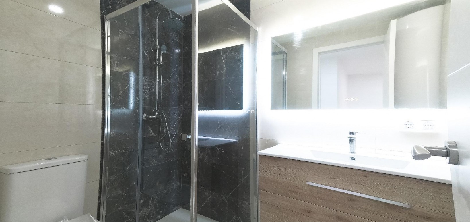 Sale - Apartment - Torrevieja - Playa de los Naufragos