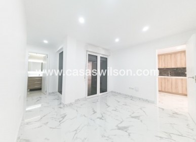 Sale - Apartment - Torrevieja - Playa de los Naufragos