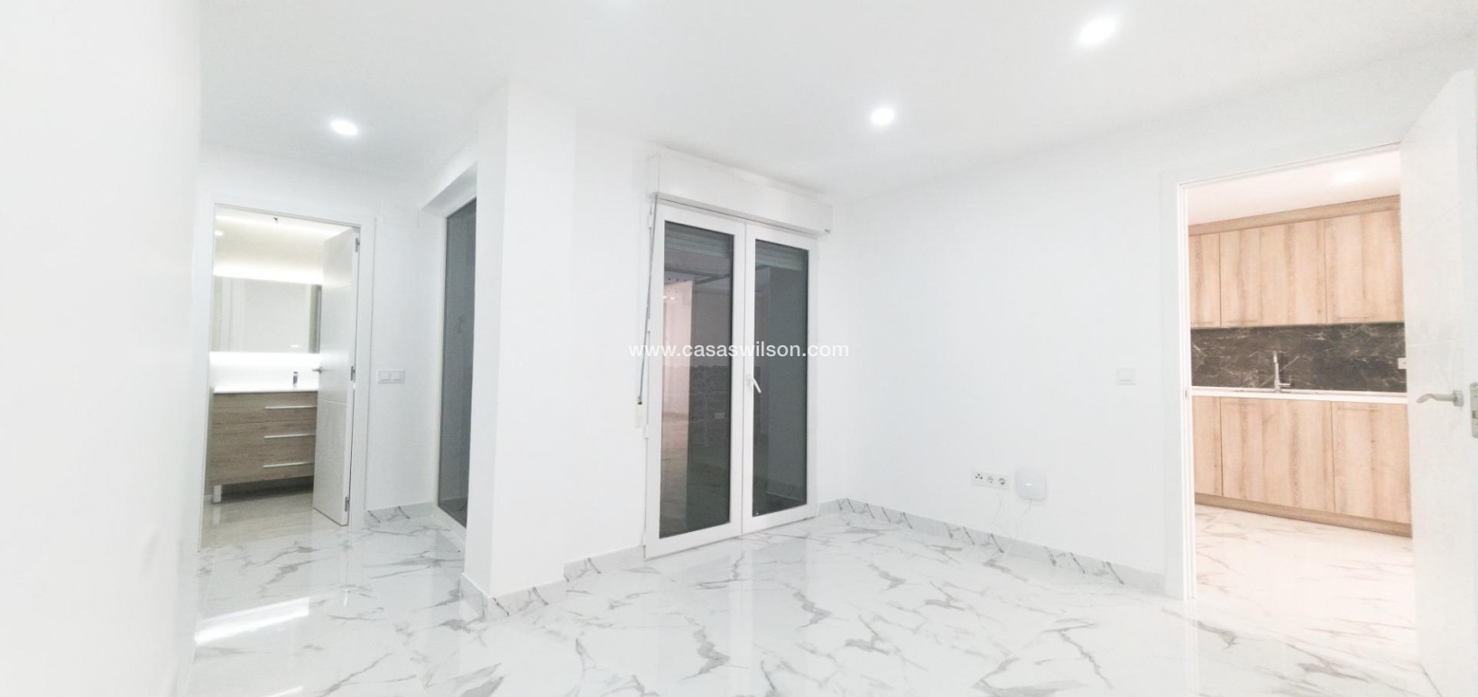 Sale - Apartment - Torrevieja - Playa de los Naufragos