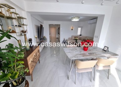 Sale - Apartment - Torrevieja - Centro