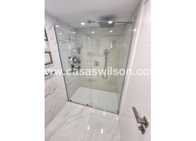 Sale - Apartment - Torrevieja - Centro