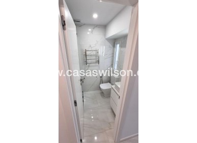 Sale - Apartment - Torrevieja - Centro