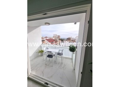 Sale - Apartment - Torrevieja - Centro