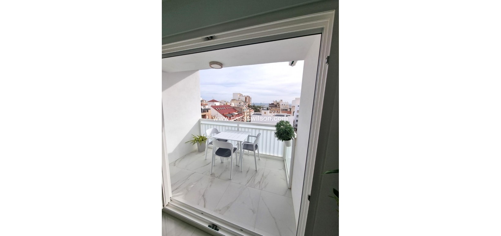 Sale - Apartment - Torrevieja - Centro