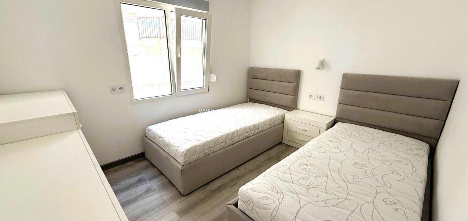 Sale - Apartment - Torrevieja - Centro