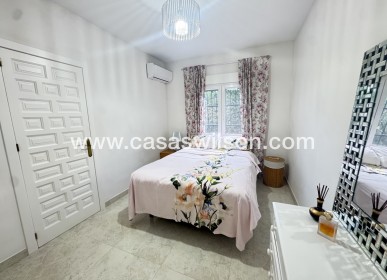 Sale - Villa - Villamartin - Villamartín