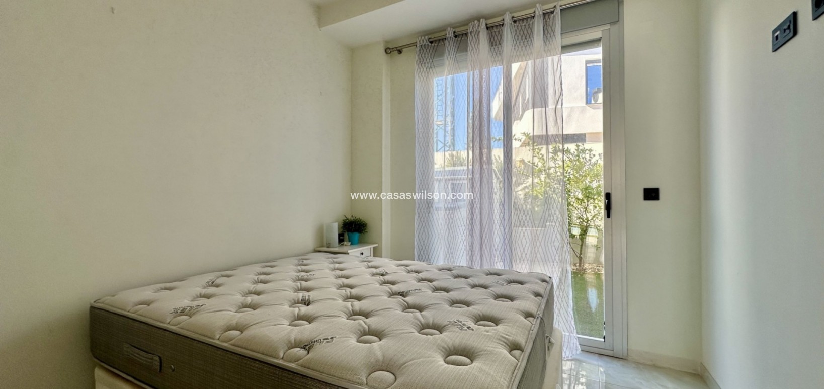 Sale - Villa - Orihuela Costa