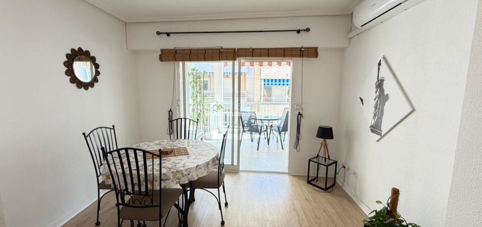 Sale - Apartment - Torrevieja - Playa del Cura