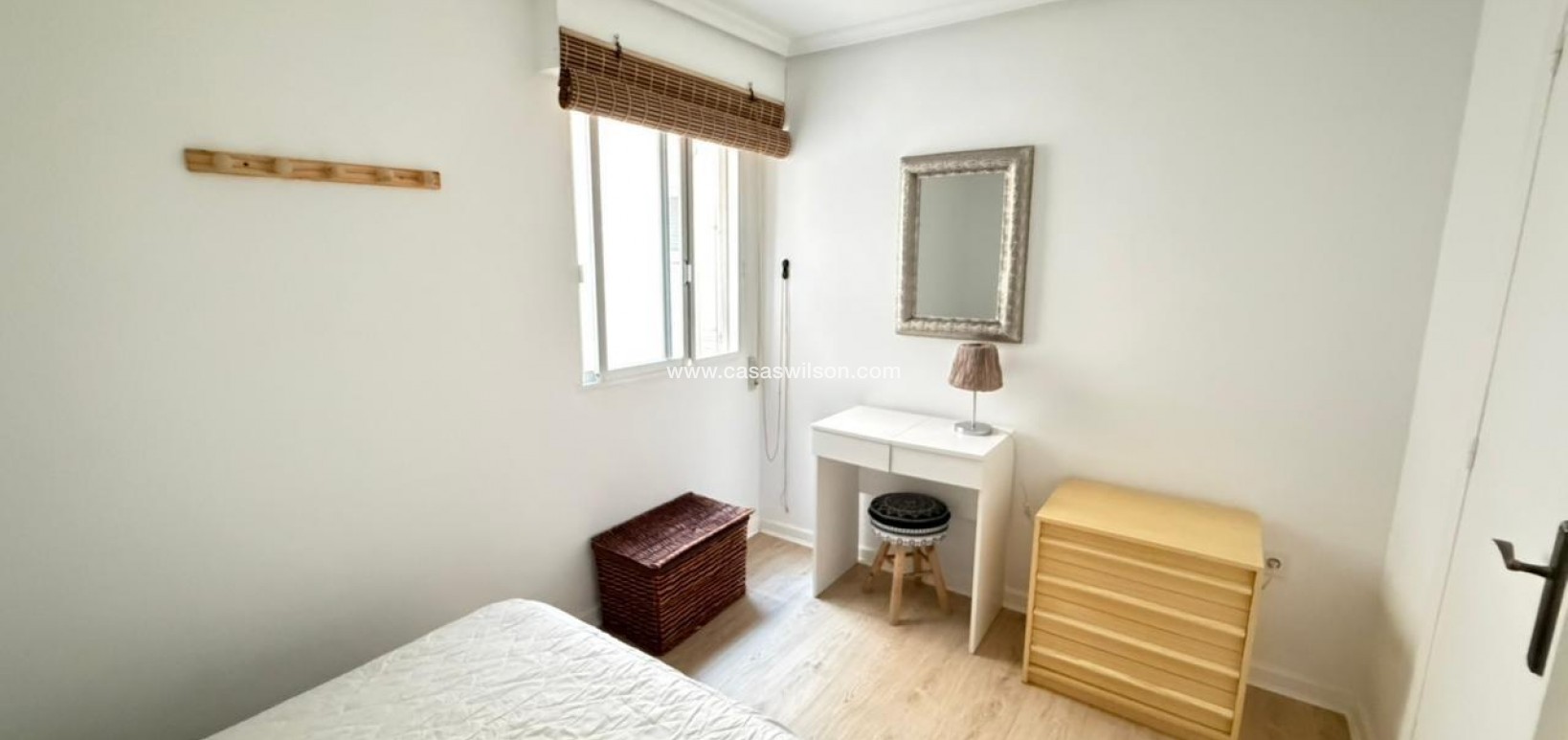 Sale - Apartment - Torrevieja - Playa del Cura