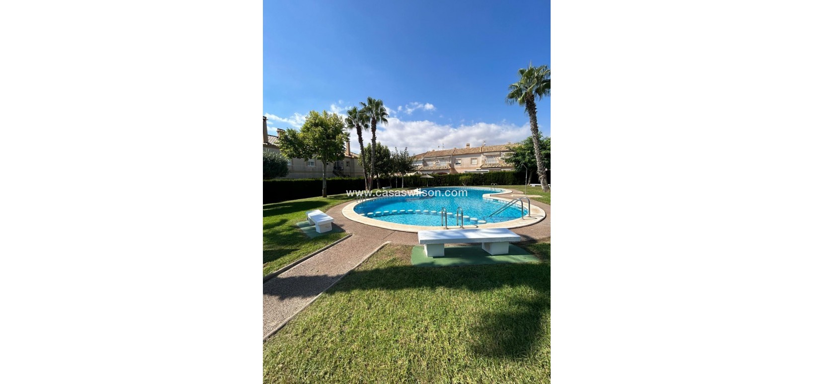 Sale - Bungalow - Torrevieja - Aguas Nuevas