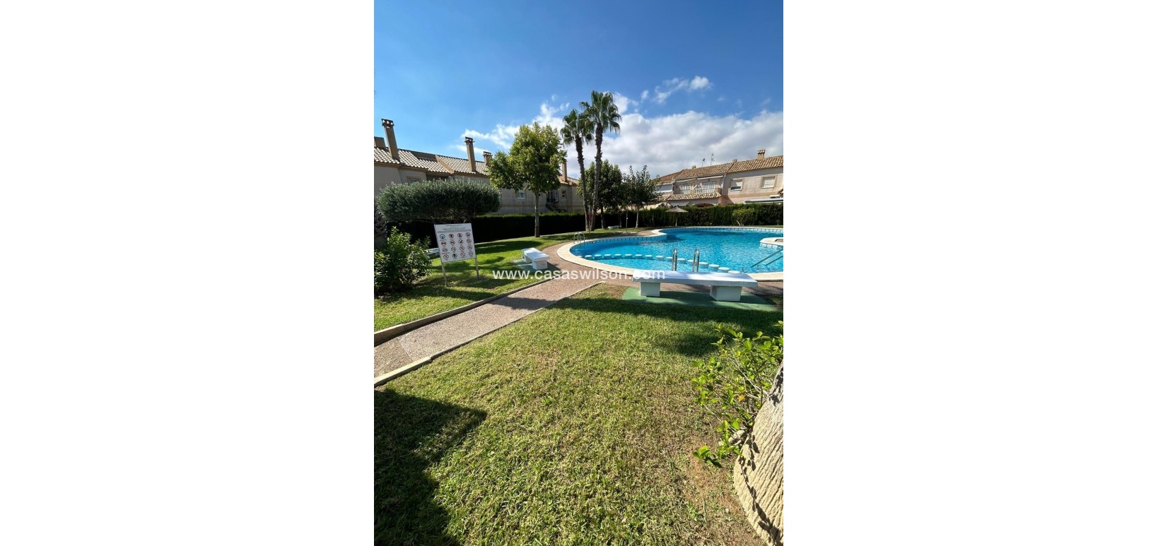 Sale - Bungalow - Torrevieja - Aguas Nuevas