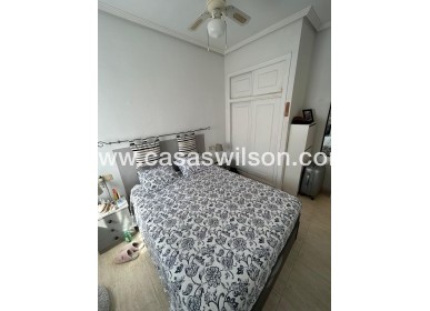 Sale - Bungalow - Torrevieja - Aguas Nuevas