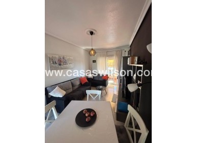 Sale - Bungalow - Torrevieja - Aguas Nuevas